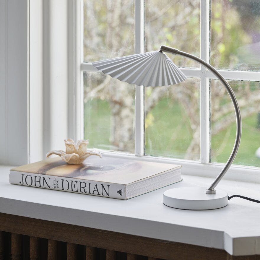 Sindig MARINI Bordlampe H38 cm i Hvit
