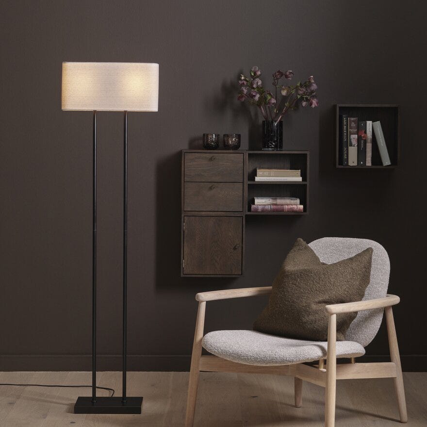 Sindig TURNER Gulvlampe H147 cm i Beige/natur