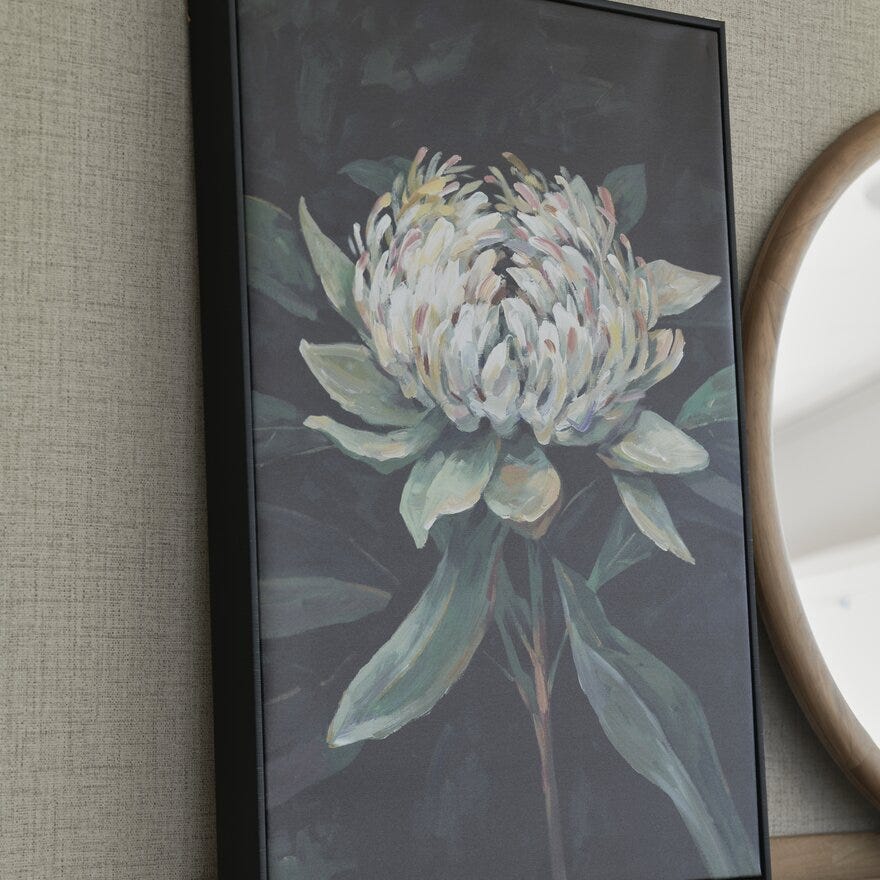 WHITE FLOWER Canvas bilde 50x70 cm i Hvit