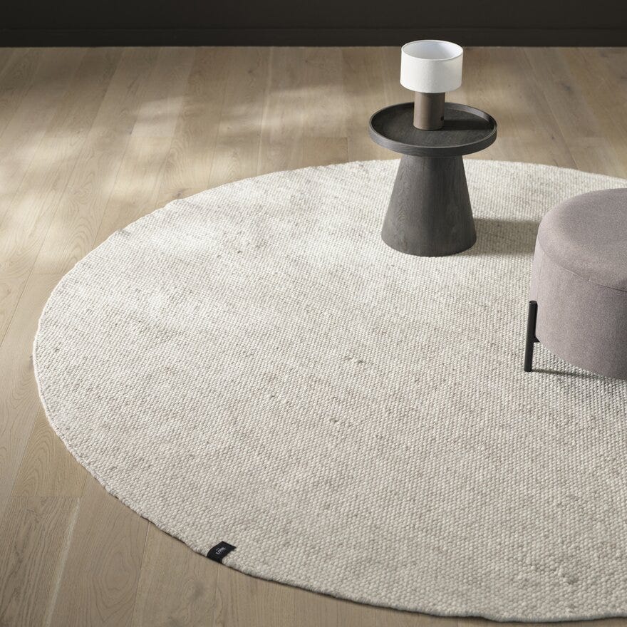 Lone Tepper VILA Rundt teppe Ø240 cm i Beige/natur