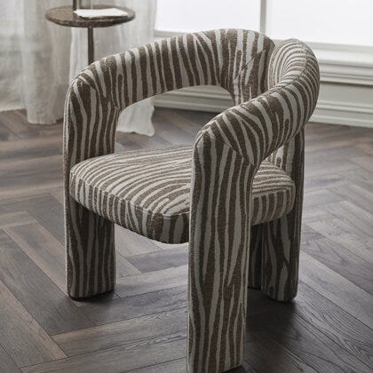 Mathias loungestol