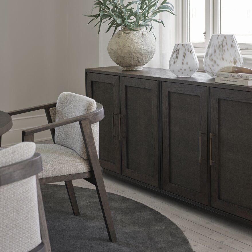 Signature Collection By Halvor Bakke SIGNATURE 1850 Skjenk 180x43.5 cm i Brun designet av Halvor Bakke