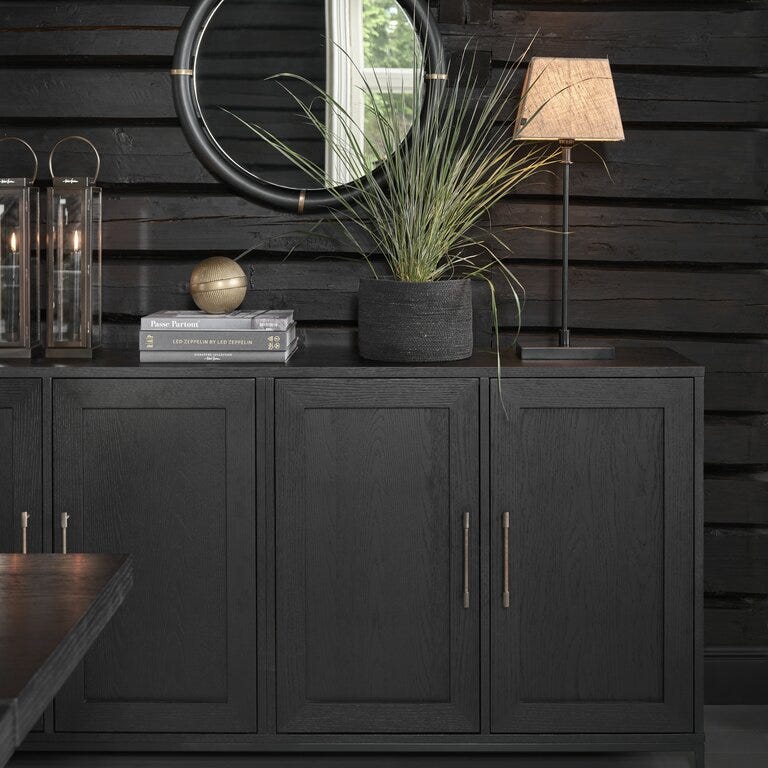 Signature Collection By Halvor Bakke SIGNATURE 1850 Skjenk 180x43.5 cm i Svart designet av Halvor Bakke