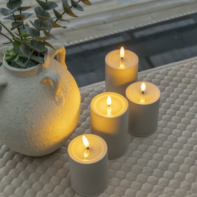 Lun BLIX LED ute kubbelys Ø7.9 cm i Beige/natur