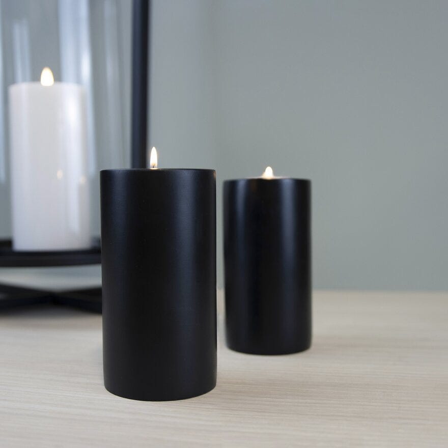 BRAGE Lysholder H14.5 cm i Svart