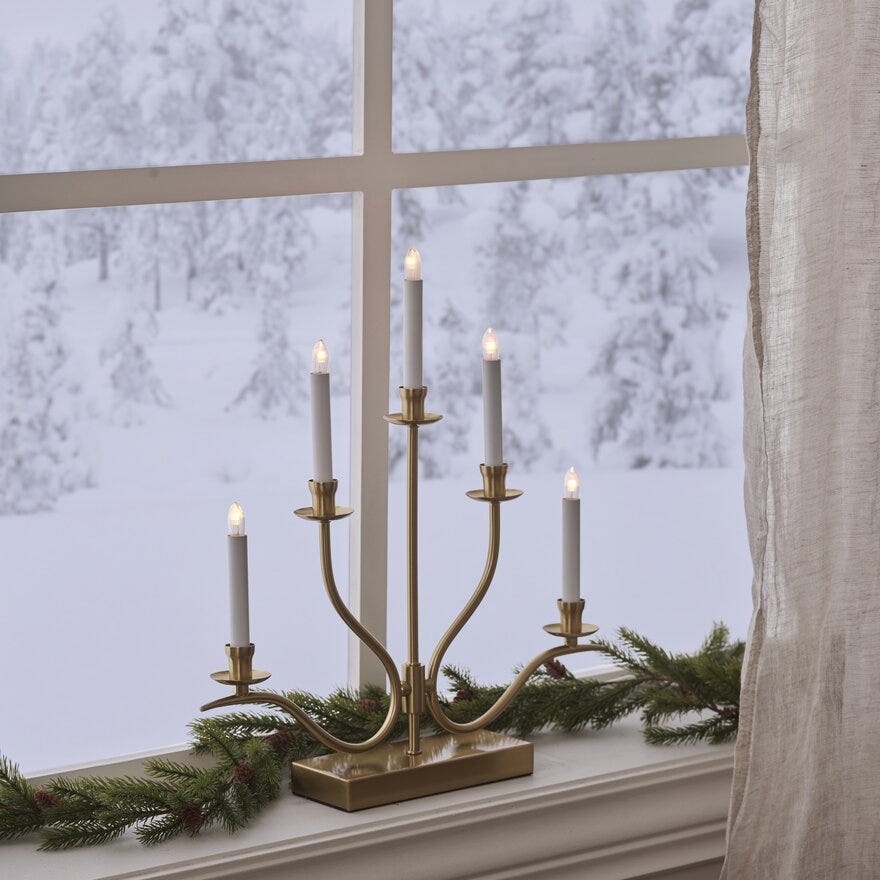 Ly DART Adventsstake 44x8H48 cm i Gull