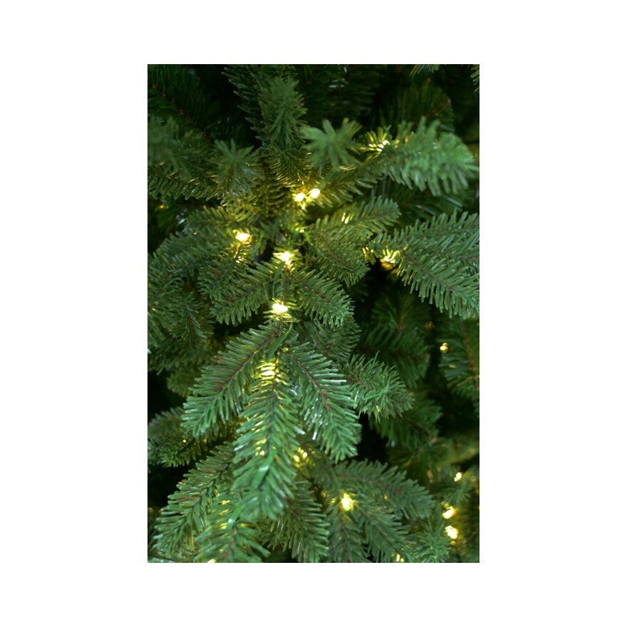 Ly FJELLVIK Juletre med lys H210 cm i Grønn