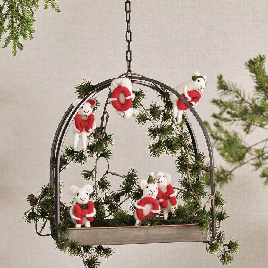 Sindig HUGLEIK Julepynt 30x10 cm i Hvit