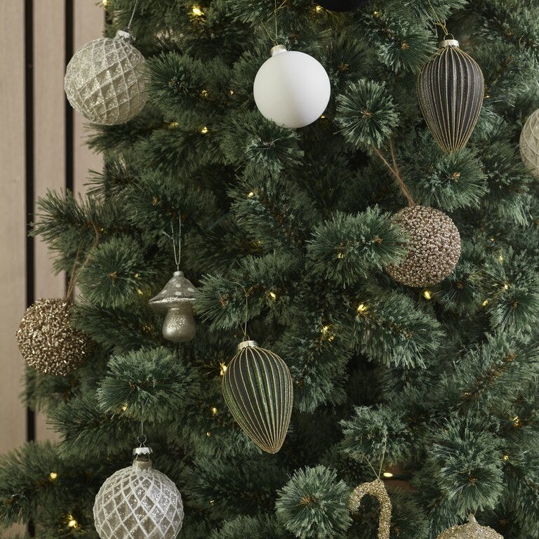 Premium Christmas LYX Juletre H210 cm i Grønn