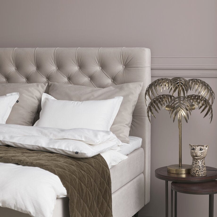 Signature Collection Sleeping Vega