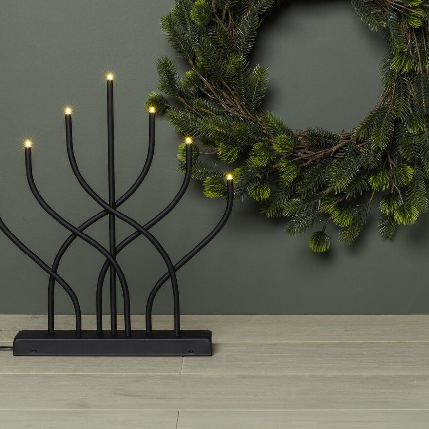 Ly VIVIAN Adventsstake 31x5 cm i Svart