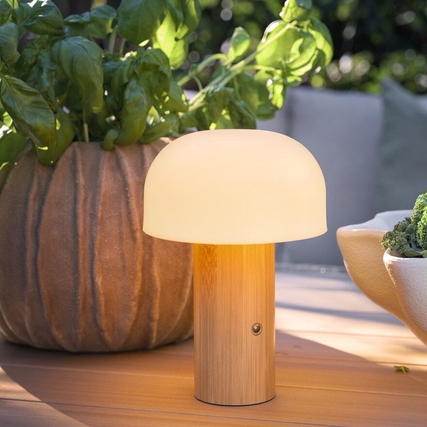 Sindig ZITO Bordlampe oppladbar H21.5 cm i Beige/natur