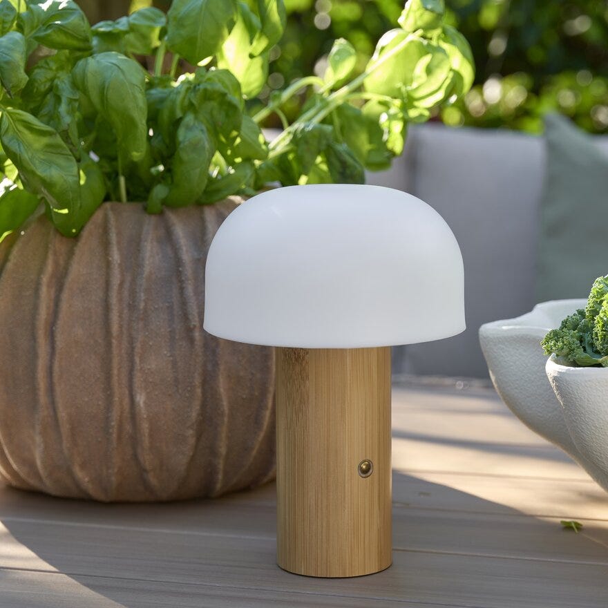 Sindig ZITO Bordlampe oppladbar H21.5 cm i Beige/natur
