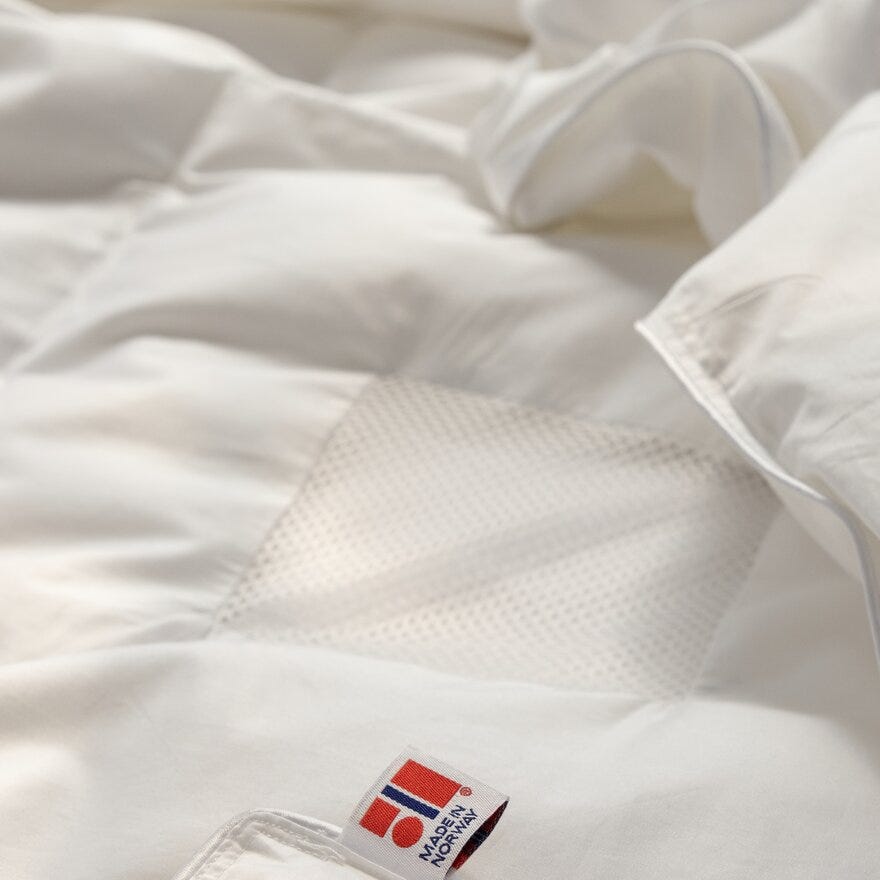 Norsk Dun® BALANSE Dundyne 140x200 cm i Hvit