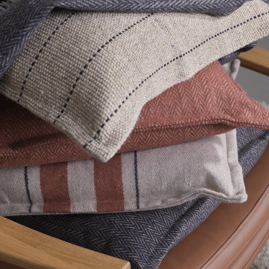 Cabin Collection by Halvor Bakke BORDOY Putetrekk 50x50 cm i Grå designet av Halvor Bakke
