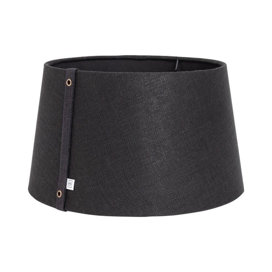 Halvor Bakke PURO Lampeskjerm Ø48 cm i Svart designet av Halvor Bakke