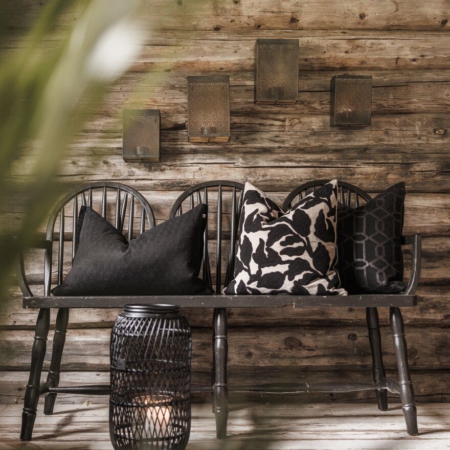 Cabin Collection by Halvor Bakke LOMBOK Lykt H45 cm i Svart designet av Halvor Bakke