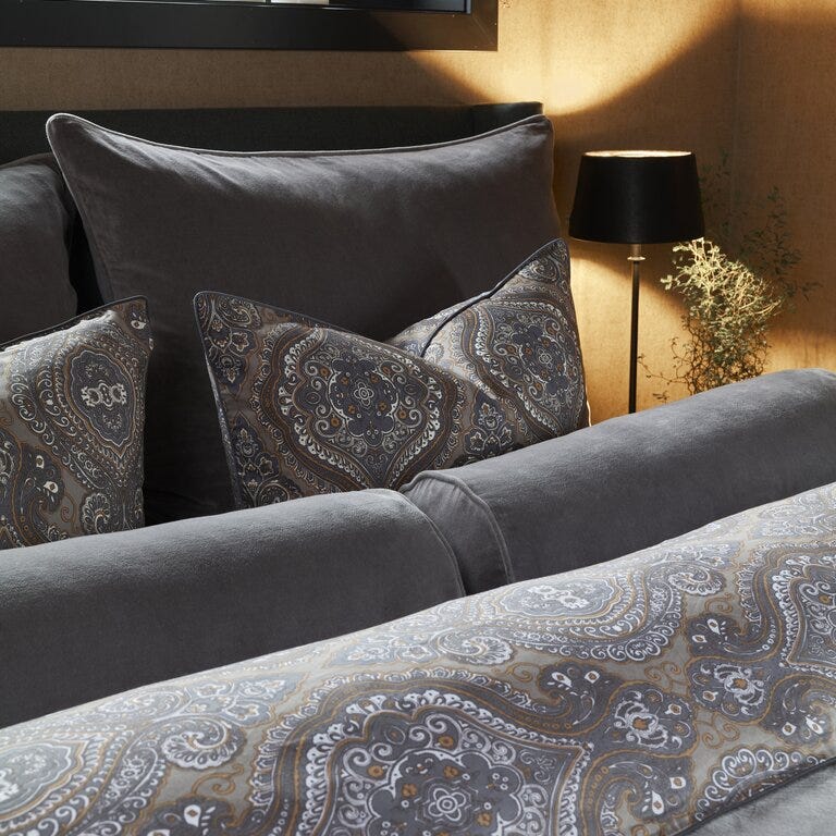 Bedtime Story By Halvor Bakke BEDWARD Sengesett 140x200 cm i Brun designet av Halvor Bakke