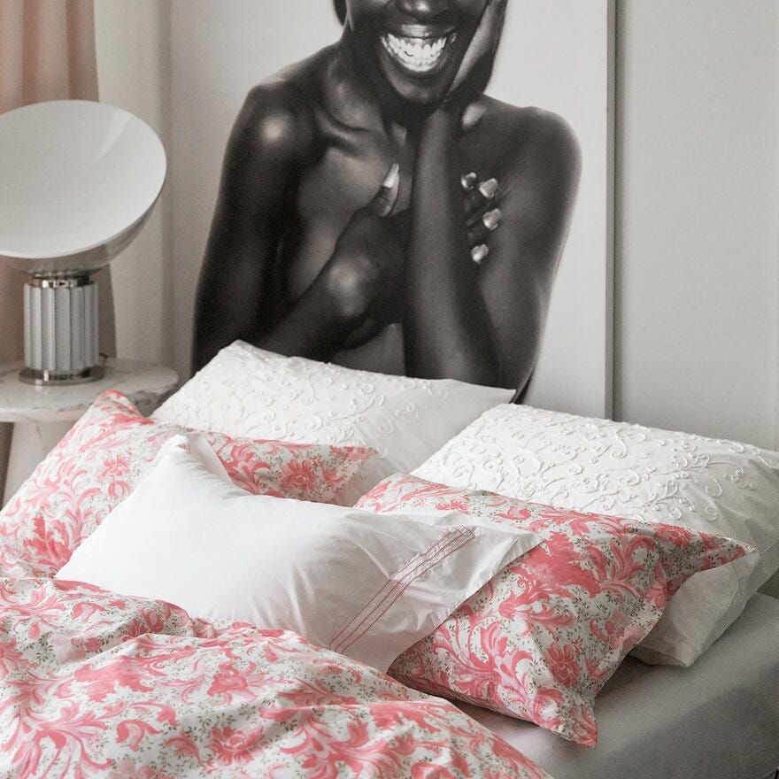 Tone Kroken COSTES Sengesett 140x200 cm i Rosa designet av Tone Kroken