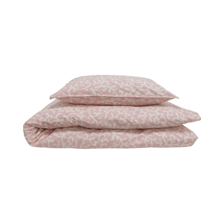 LA MER Sengesett 140x200 cm i Rosa designet av Tone Kroken