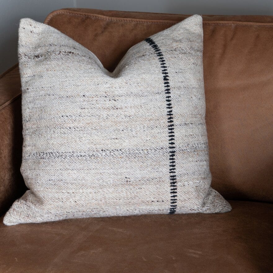 Rebell SAGA Pynteputetrekk 50x50 cm i Beige/natur