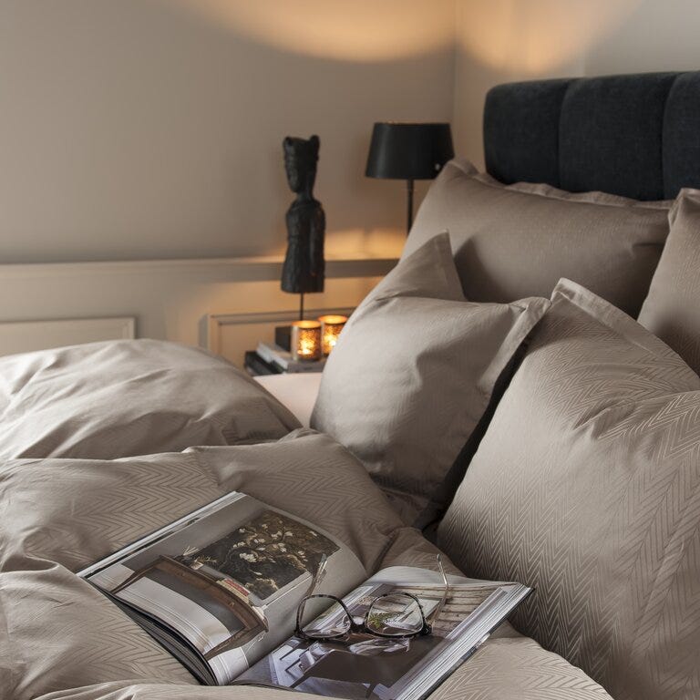 Bedtime Story By Halvor Bakke SIR JACOB Sengesett 140x200 cm i Beige/natur designet av Halvor Bakke