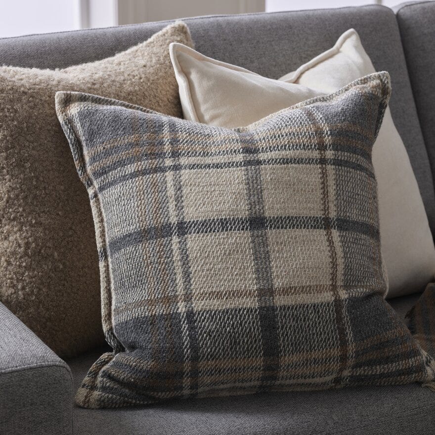 Sindig GRACE Pynteputetrekk 50x50 cm i Beige/natur
