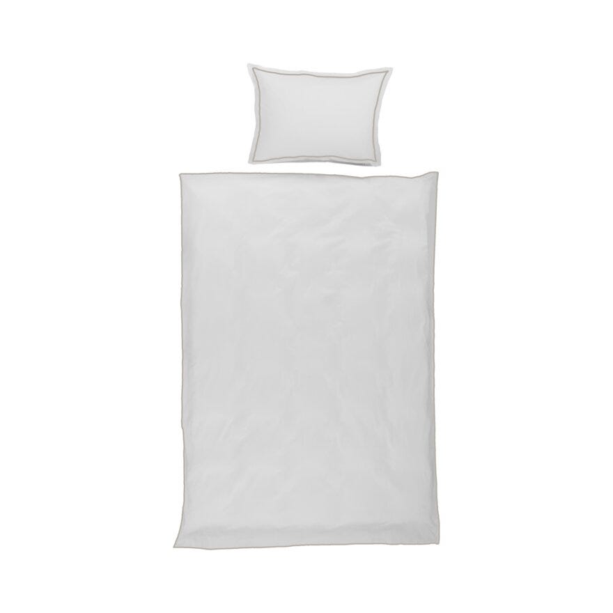 Bedtime Story By Halvor Bakke ST.GEORGE Sengesett 140x200 cm i Beige/natur designet av Halvor Bakke