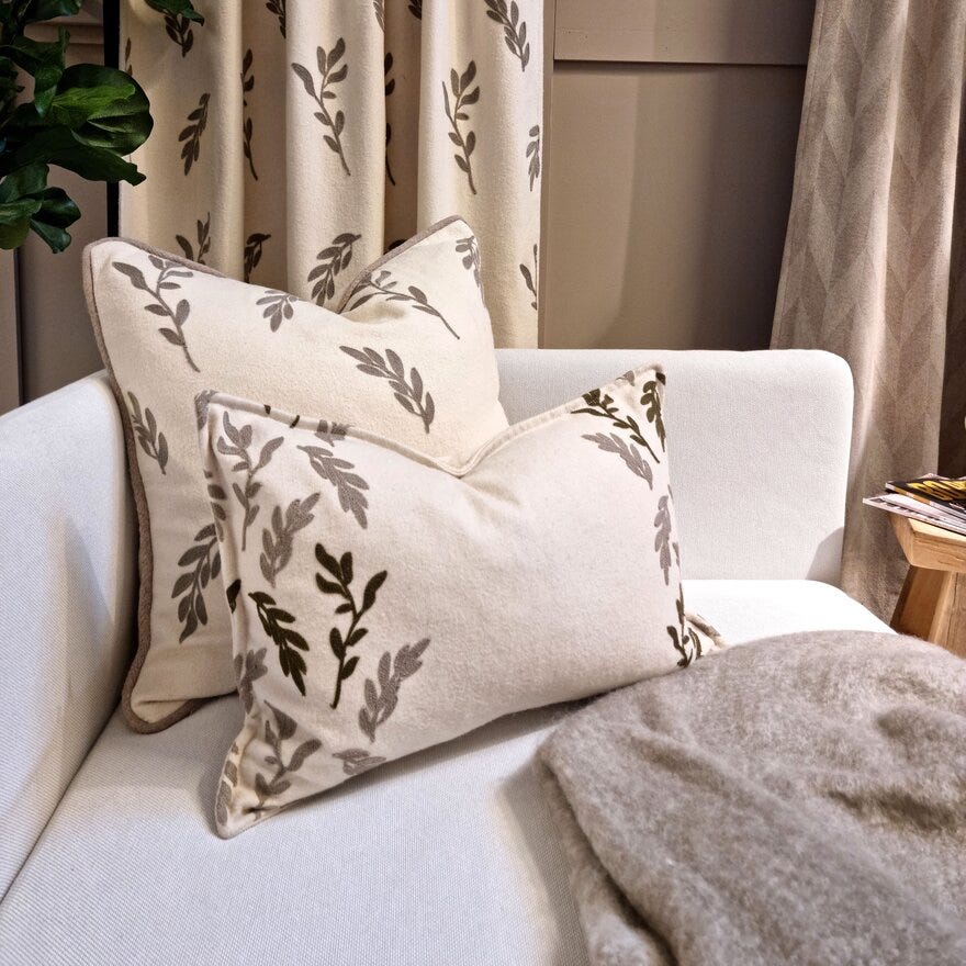 Rebell VILMA Pynteputetrekk 40x60 cm i Beige/natur