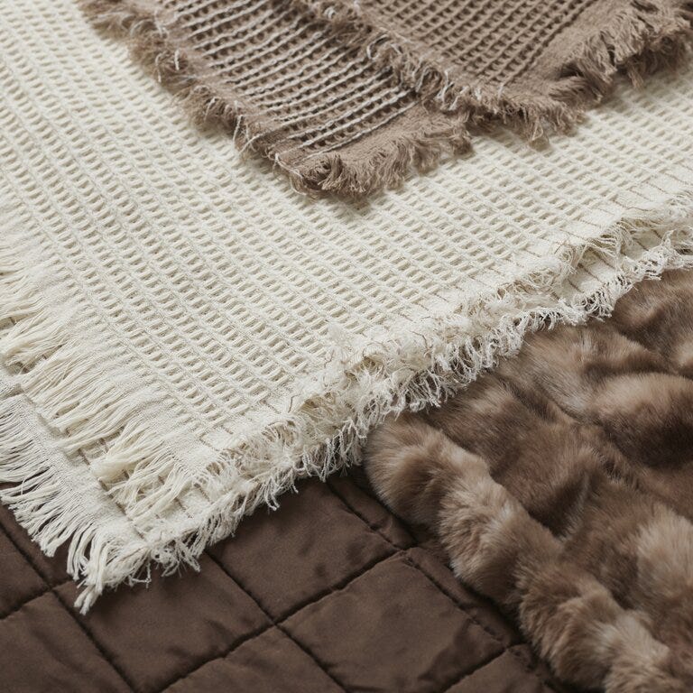 Sindig CHRISTINA Sengeteppe 150x200 cm i Beige/natur