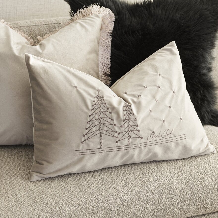 Sindig CORNELIA Pynteputetrekk 40x60 cm i Beige/natur
