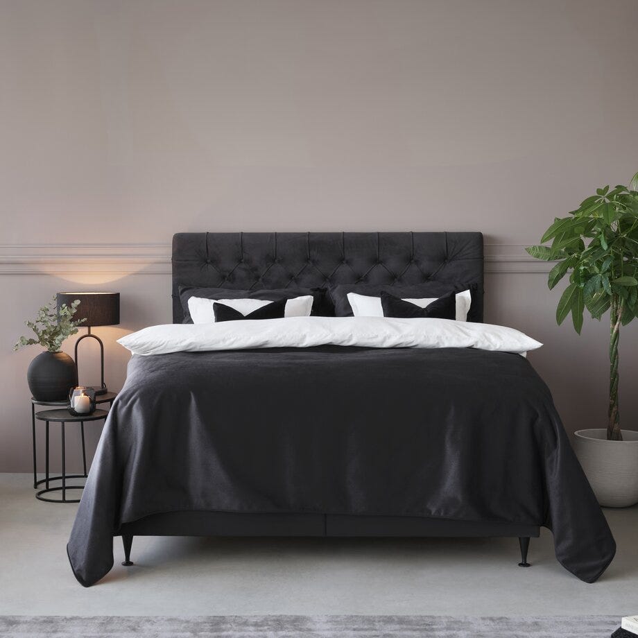 Signature Collection Sleeping Vega
