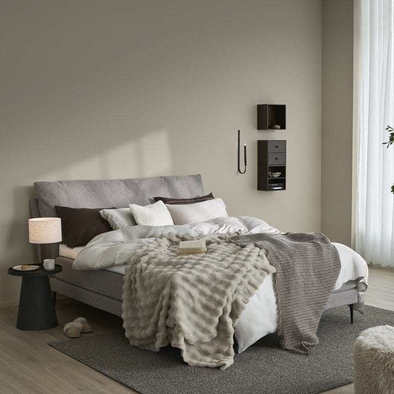 Signature Collection Sleeping FRØYA Seng med gavl 140x200 cm i Brun
