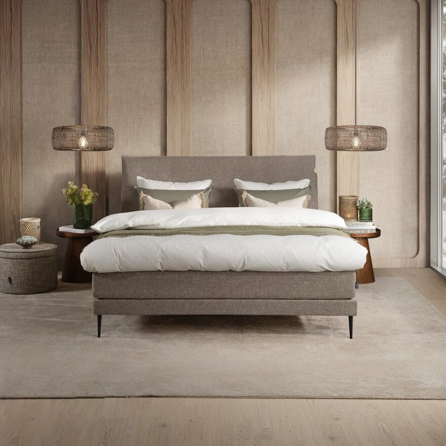 Signature Collection Sleeping FRØYA Seng med gavl 140x200 cm i Brun