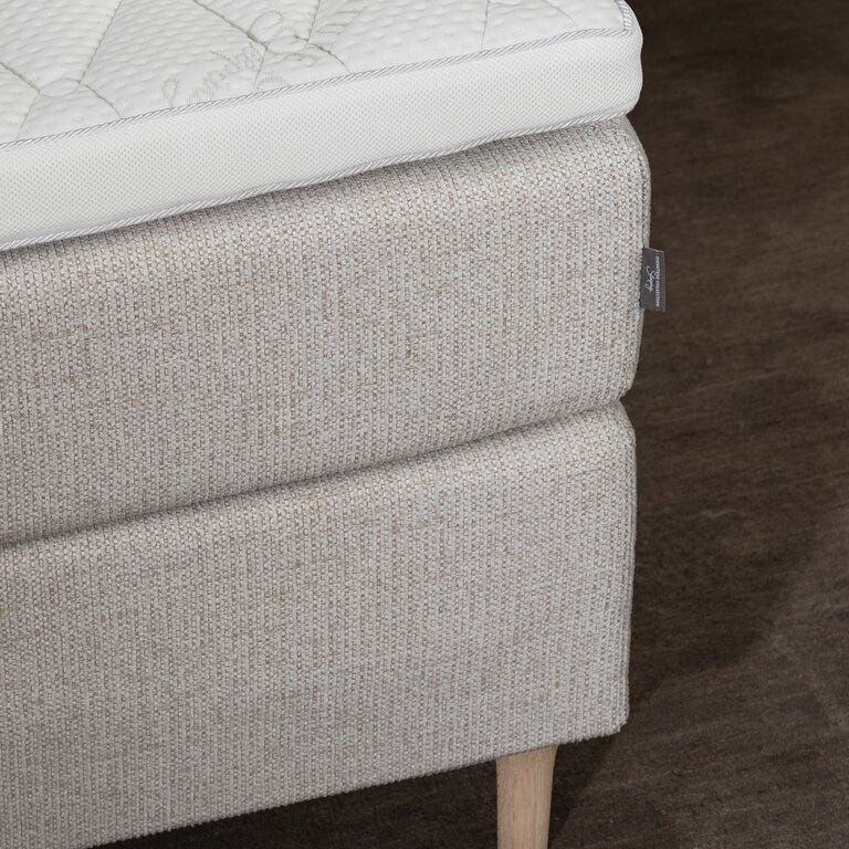 Signature Collection Sleeping HERØY Kontinentalseng 140x200 cm i Beige/natur