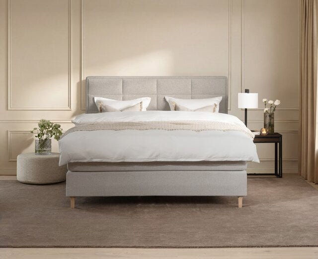 Signature Collection Sleeping HERØY Kontinentalseng 140x200 cm i Beige/natur