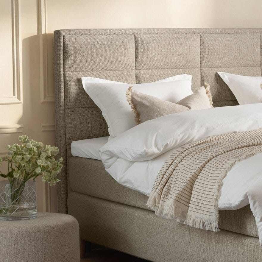 Signature Collection Sleeping HERØY Kontinentalseng 140x200 cm i Beige/natur