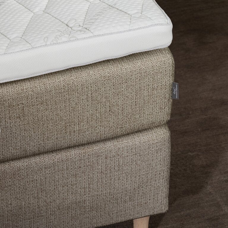 Signature Collection Sleeping HERØY Kontinentalseng 140x200 cm i Beige/natur