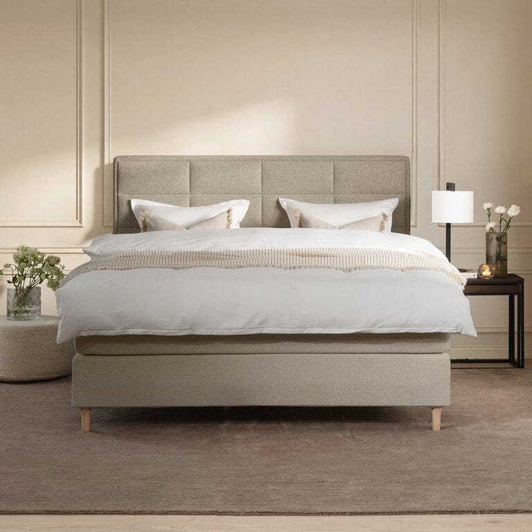 Signature Collection Sleeping HERØY Kontinentalseng 140x200 cm i Beige/natur