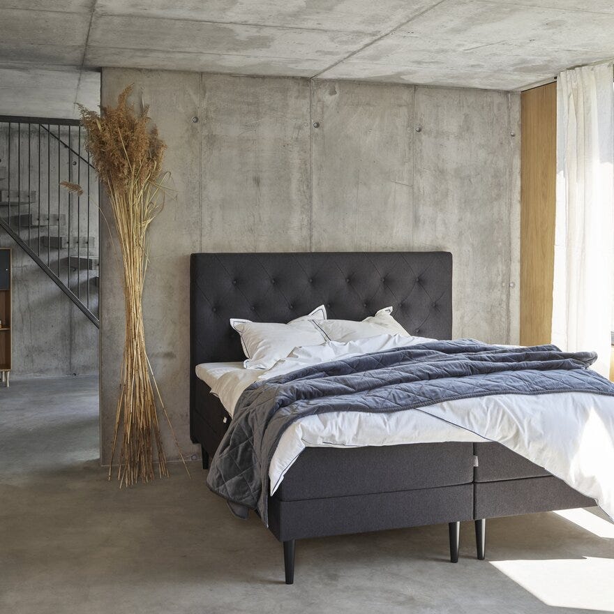Signature Collection Sleeping HITRA Regulerbar seng 180x200 cm i Grå