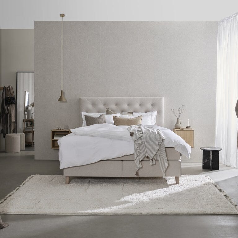 Signature Collection Sleeping HITRA Kontinentalseng med gavl 180x200 cm i Beige/natur