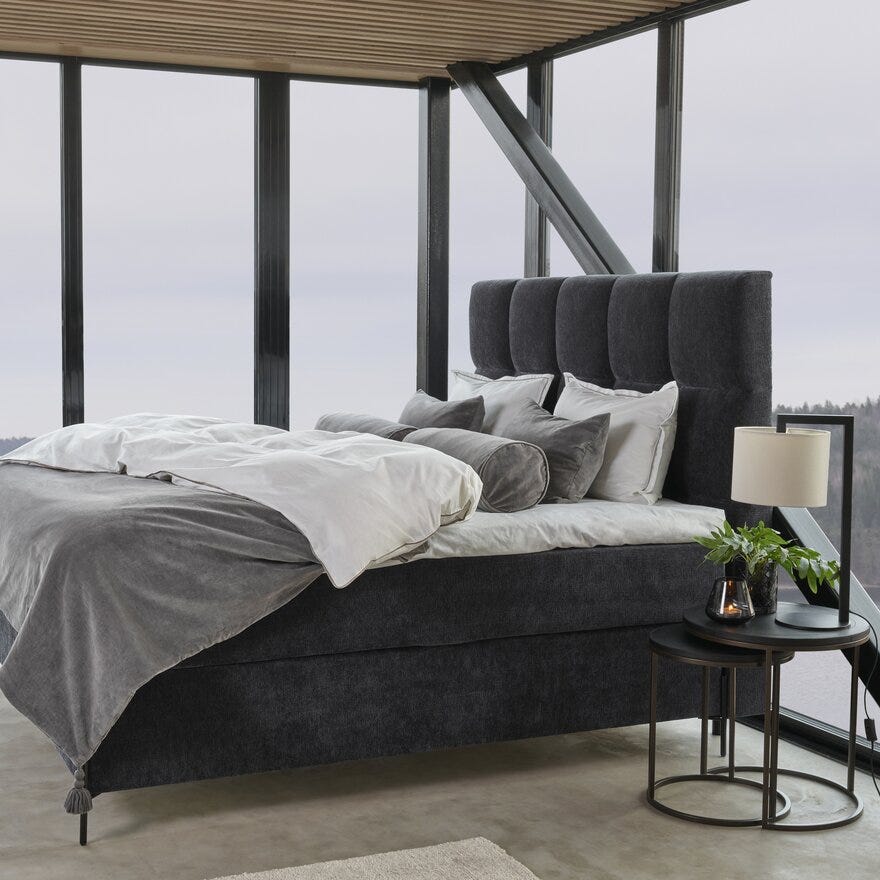 Signature Collection Sleeping LINDØY Kontinentalseng 210x210 cm i Grå