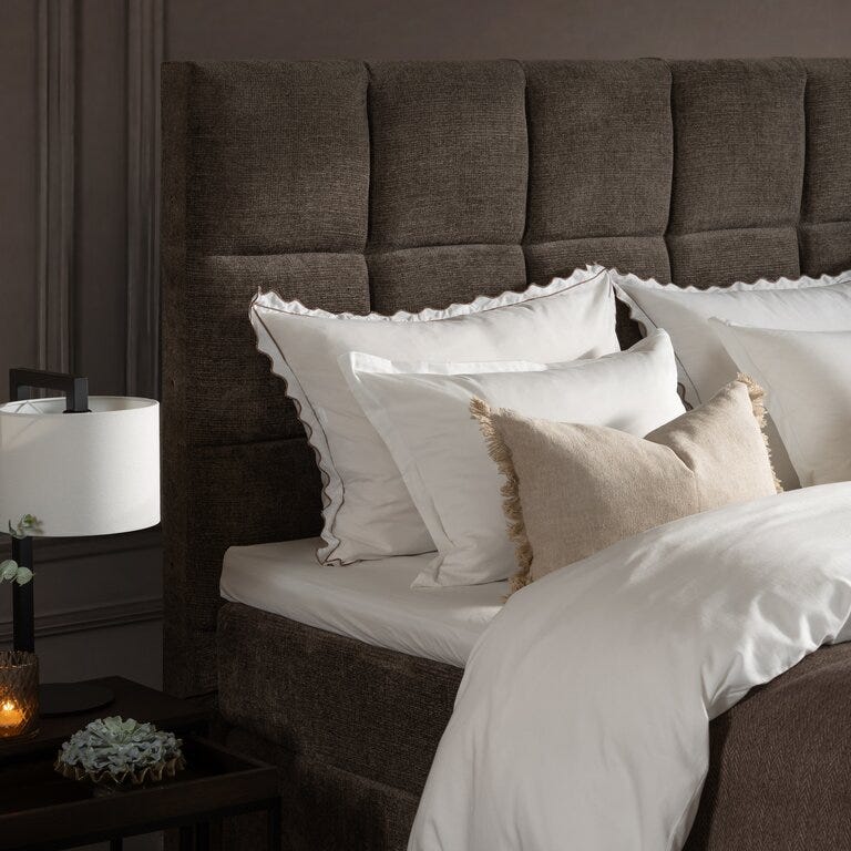 Signature Collection Sleeping LINDØY Kontinentalseng 140x200 cm i Brun