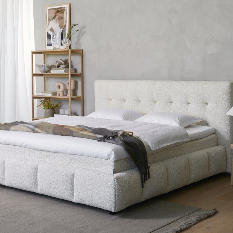 Signature Collection Sleeping NOTTING HILL Seng med gavl 140x200 cm i Beige/natur