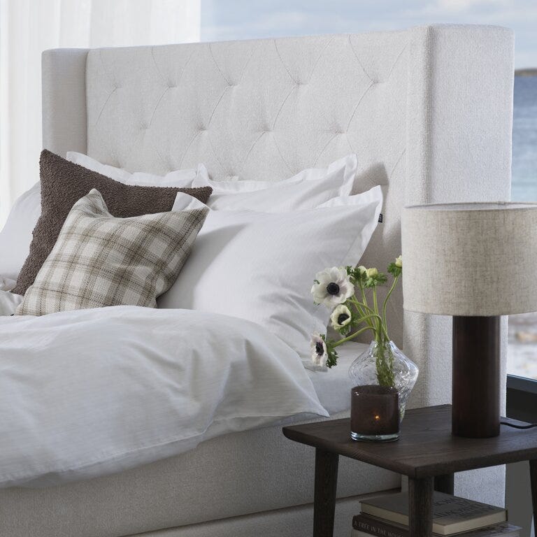 Signature Collection Sleeping SANDØ Kontinentalseng med gavl 210x210 cm i Beige/natur