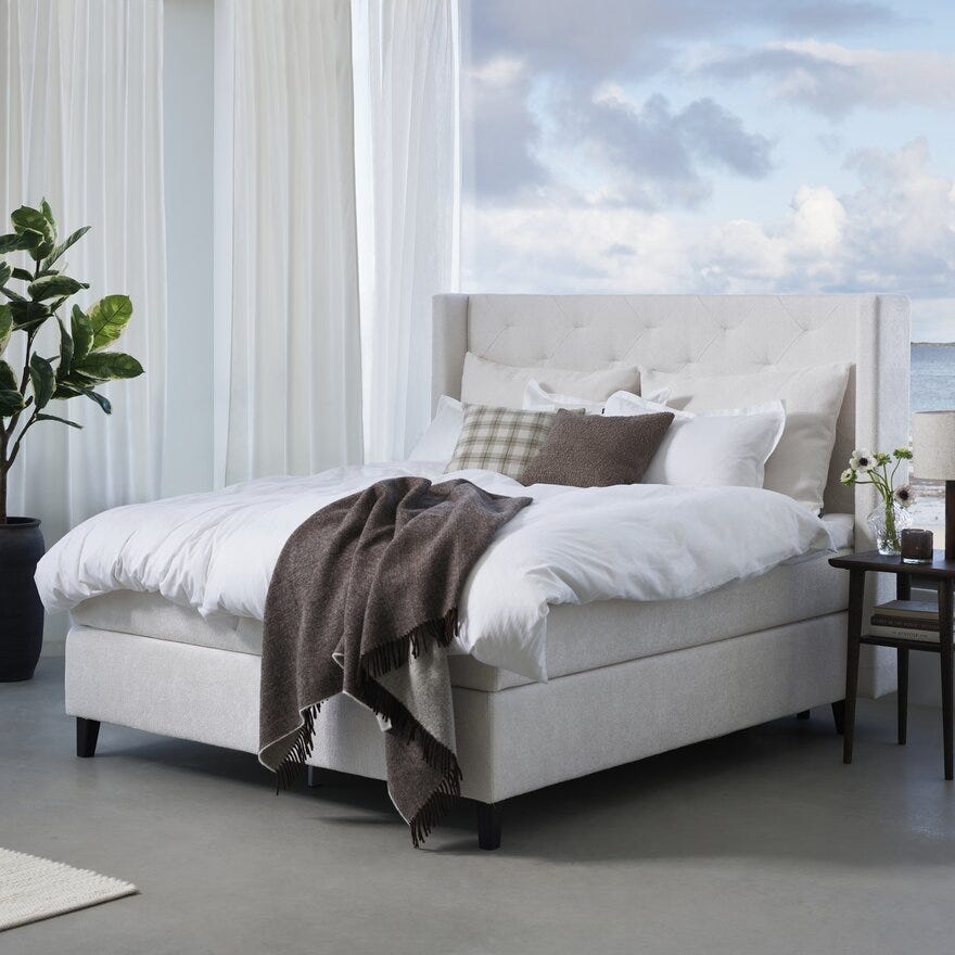 Signature Collection Sleeping SANDØ Kontinentalseng 180x200 cm i Beige/natur