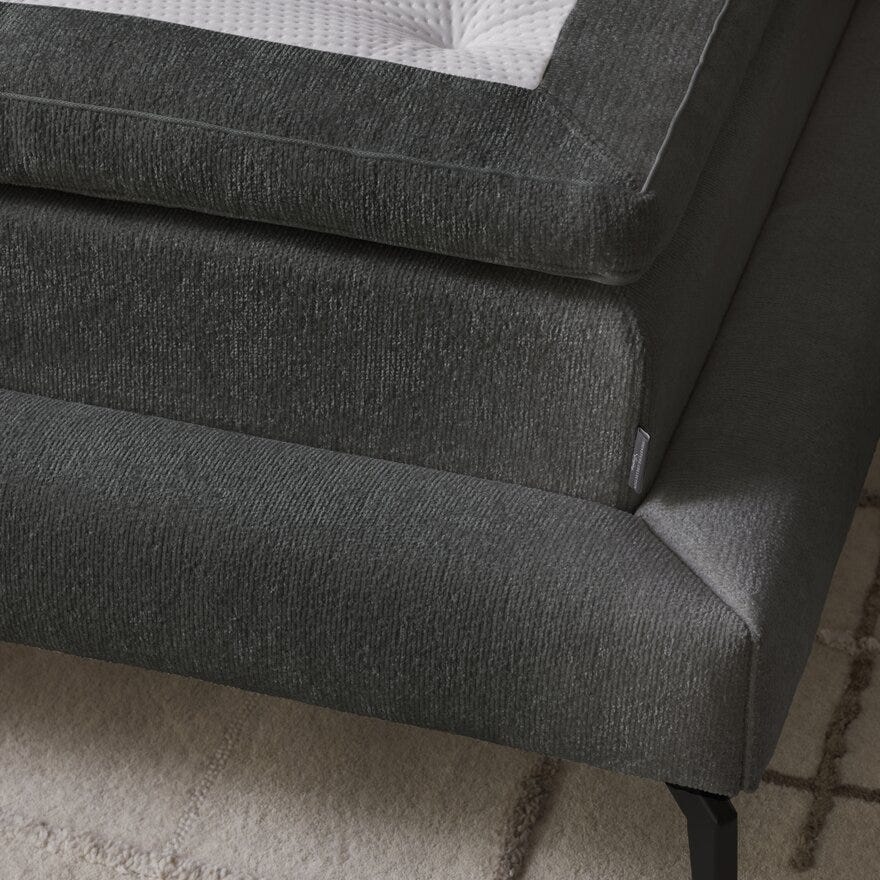 Signature Collection Sleeping SOHO Seng med gavl 140x200 cm i Grå