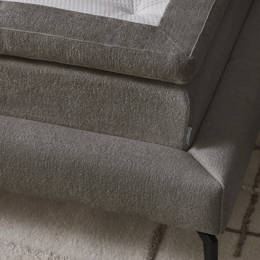 Signature Collection Sleeping SOHO Seng med gavl 140x200 cm i Brun