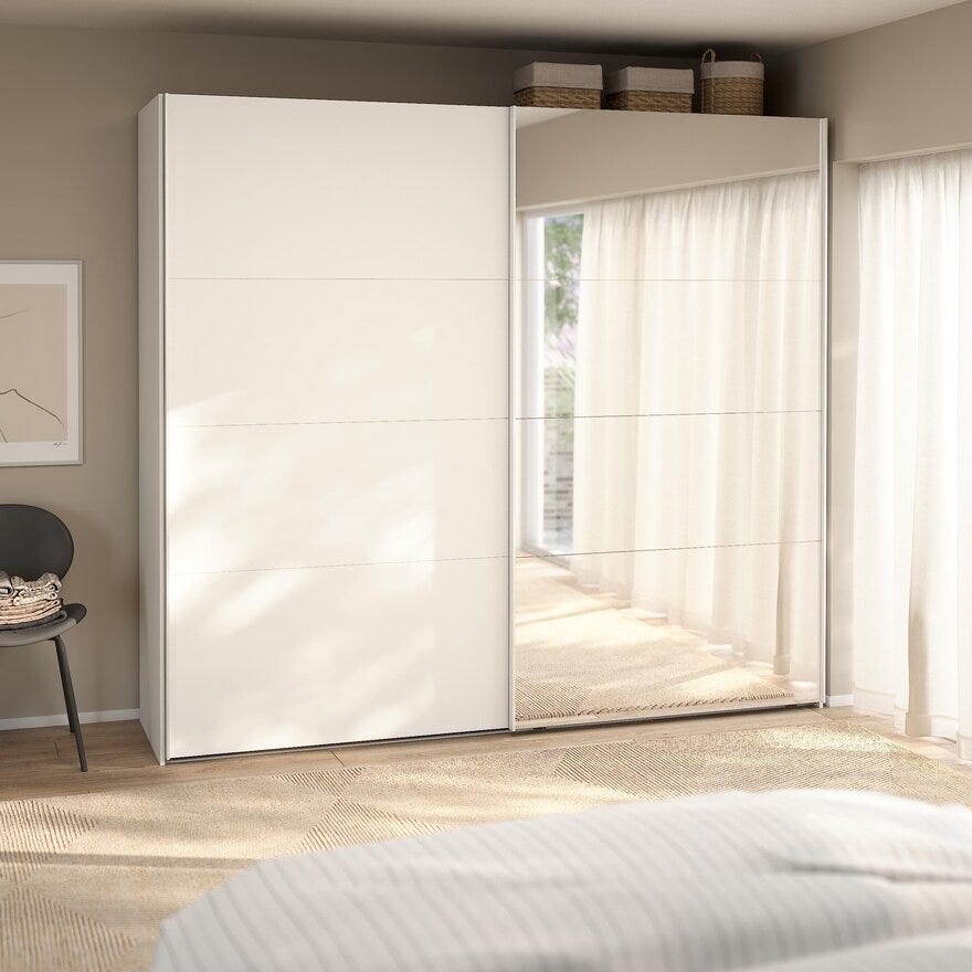 NORDEN Skyvedørsgarderobe 245x220 cm i Hvit