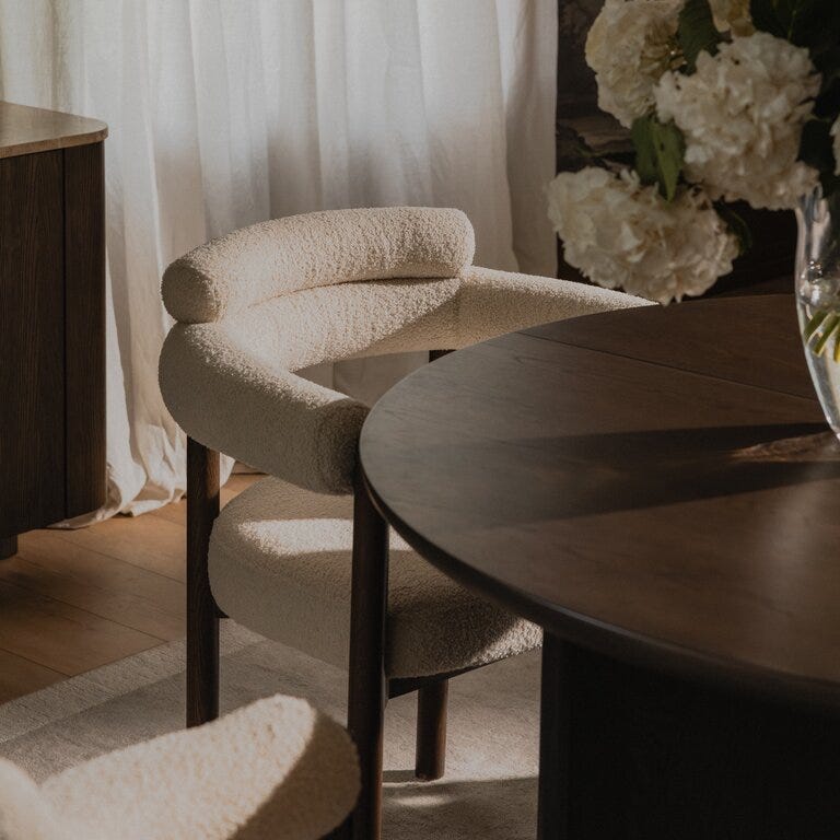 Bohus Exclusive by Storm Storm RITZ Rundt spisebord Ø130 cm i Brun designet av Storm Pedersen
